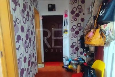 Garsonieră decomandată, mobilată în Titan - 7