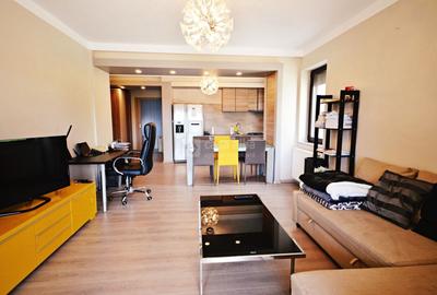 Apartament cu 2 camere semidecomandat, mobilat în Moara de Vânt