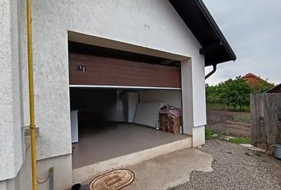 Casă cu 6 camere în Șcheia - 12