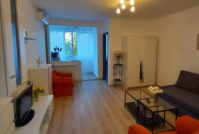 Str. Turnu Magurele, nr. 19, Aparatorii Patriei - 1