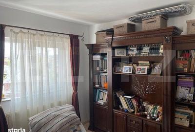 Casă cu 4 camere cu Teren 157 Mp în Valea Rosie - 1