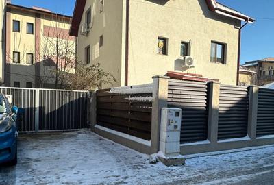 Casă cu 4 camere în Central