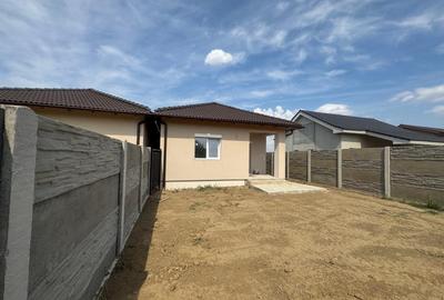 Duplex pe parter în Albina – Despartit prin baie 99.000 Euro - 4