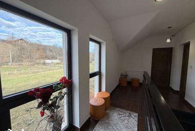 Casă cu 4 camere cu Teren 1625 Mp în Păuliș - 12