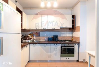 Apartament cu 3 camere decomandat în IAR - 10