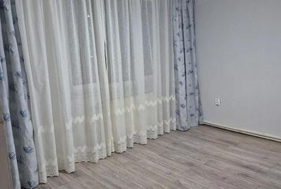 Apartament cu 3 camere decomandat în Central - 3