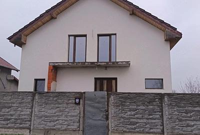 Casă cu Teren 620 Mp în Macea - 5