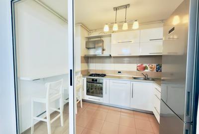 Apartament de inchiriat cu 3 camere in zona Tractorul la Isaran et 2 /10 - 6