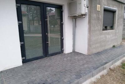 Spațiu comercial, de 50 mp, în Drăgănești-Olt - 1