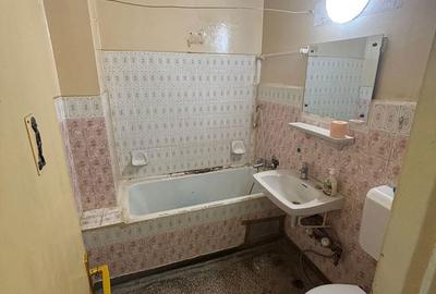 Apartament cu 3 camere semidecomandat în Pajura - 8