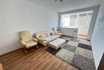 Apartament cu 3 camere decomandat, mobilat în Mihai Viteazul