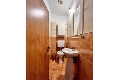 Apartament cu 5 Camere Ultracentral langa Poarta Schei - 8