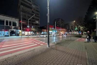 Spațiu comercial, de 60 mp, în Central - 1