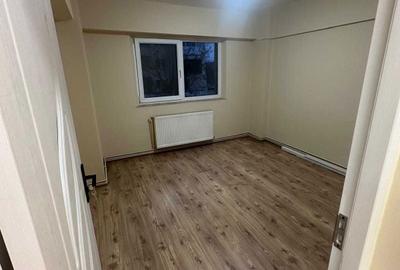 Apartament cu 2 camere decomandat în Traian - 2