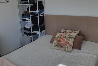 Apartament cu 3 camere decomandat, mobilat în Tractorul - 16