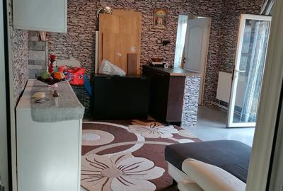 Casă cu 4 camere în Vadu Moldovei - 7