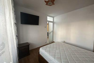 Apartament cu 3 camere decomandat în Ostroveni - 13