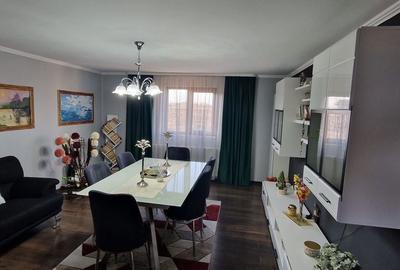 Casă cu 5 camere cu Teren 1400 Mp în Baia - 9