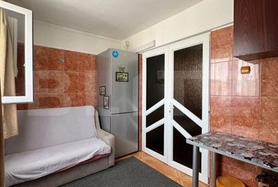 Garsoniera de vanzare, decomandata , zona Micro 3 - 4