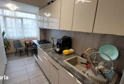 Apartament cu 2 camere semidecomandat, mobilat în Calea București - 5