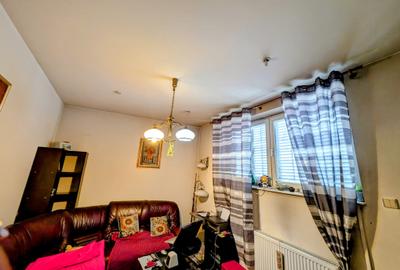 Unirii,D+P+E+M,Parc Carol,postbelic,renovata,semineu,plansee beton,curte-parcare - 7