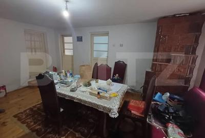 Casă cu 5 camere cu Teren 3900 Mp în Central - 10
