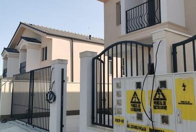 Casa de vanzare Duplex zona Carrfour - 3