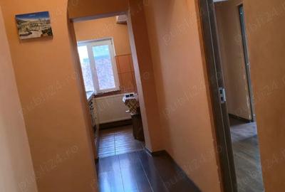 Apartament cu 3 camere decomandat în Central - 2