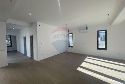 Casa / Vila cu 4 camere de vanzare in zona Nord - 3