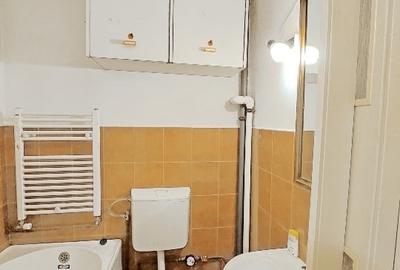 Proprietar  ofer garsoniera mica,  180 euro - 11