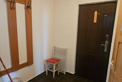 Avrig - Mihai Bravu, parter cu logie mare inchisa, langa parc Avrig - Mihai Bravu, parter cu logie mare inchisa, langa parc - 11