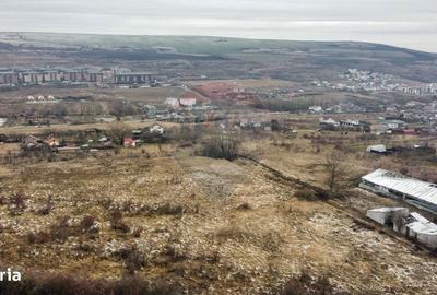 Teren de 3200 mp, în Central - 3