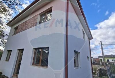 COMISION 0% Casa cu 4 camere de vanzare in Dezmir, 700 mp de teren - 9