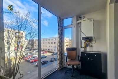 Apartament cu 3 camere decomandat, mobilat în Tractorul - 3