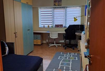 Apartament cu 4 camere decomandat în Central - 7