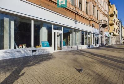 Spațiu comercial, de 198 mp, în Central - 2