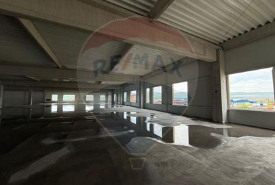 Spațiu industrial, de 3,992 mp, în Gilău - 3