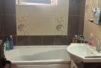 3 camere Micro 3,mobilat si utilitat, zona scolii 11 - 6