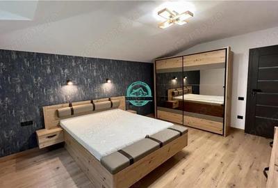 Inchiriez apartament cu 2 camere in Cornisa mobilat si utilat lux