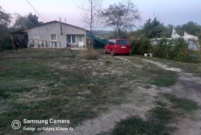 Un col? de lini?te!.Casa si teren!!! - 9