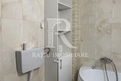 Apartament cu 3 camere decomandat în Nufărul - 12