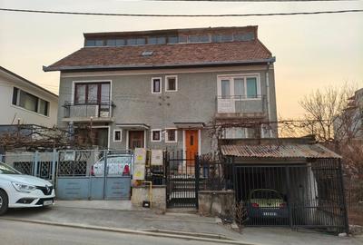 Duplex cu 4 camere în Mărăști