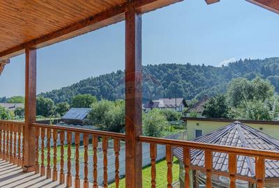 Casa / Vila cu 10 camere de vanzare in Moieciu de Jos - 9