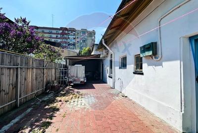 Casă cu 4 camere cu Teren 178 Mp în Central - 4