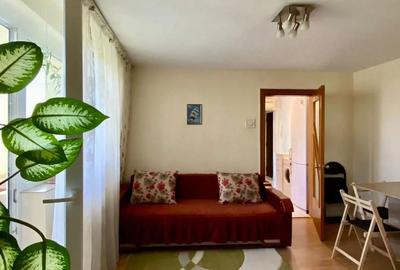 Apartament cu 3 camere semidecomandat în Tomis Nord - 1