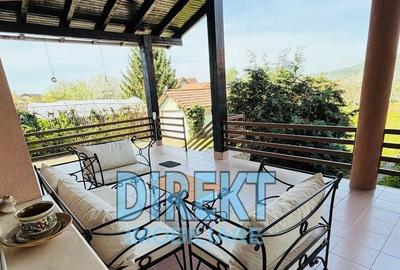 Casă cu 4 camere în Central - 3