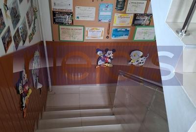 Casă individuală cu 8 camere cu Canalizare în Tineretului - 15