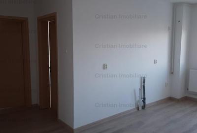 Apartament cu 3 camere decomandat în Apollo - 8