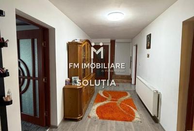 Casă cu 5 camere cu Teren 1000 Mp în Unguraș - 3