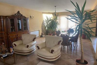 Casa 6 camere P+E+pod, in centru, direct de la proprietar - 4